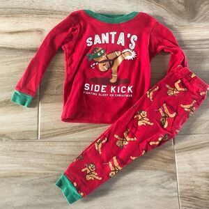 CARTER’S Two Piece Christmas Pajama Set Size 24 Months